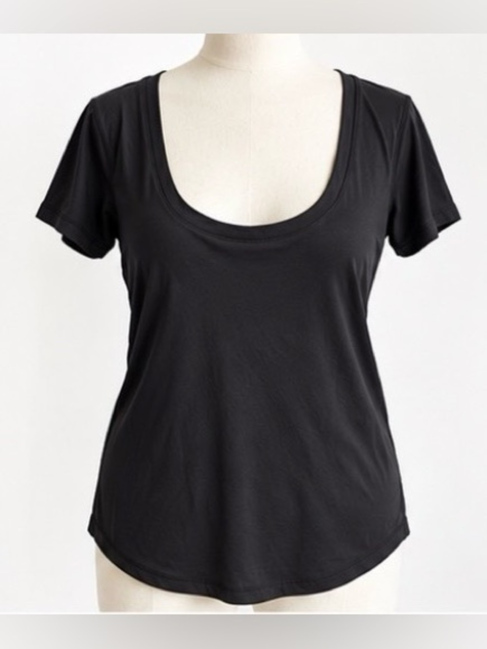 [Lululemon] Featherlight Tee Black Draped Short Sleeve Top Size 6
